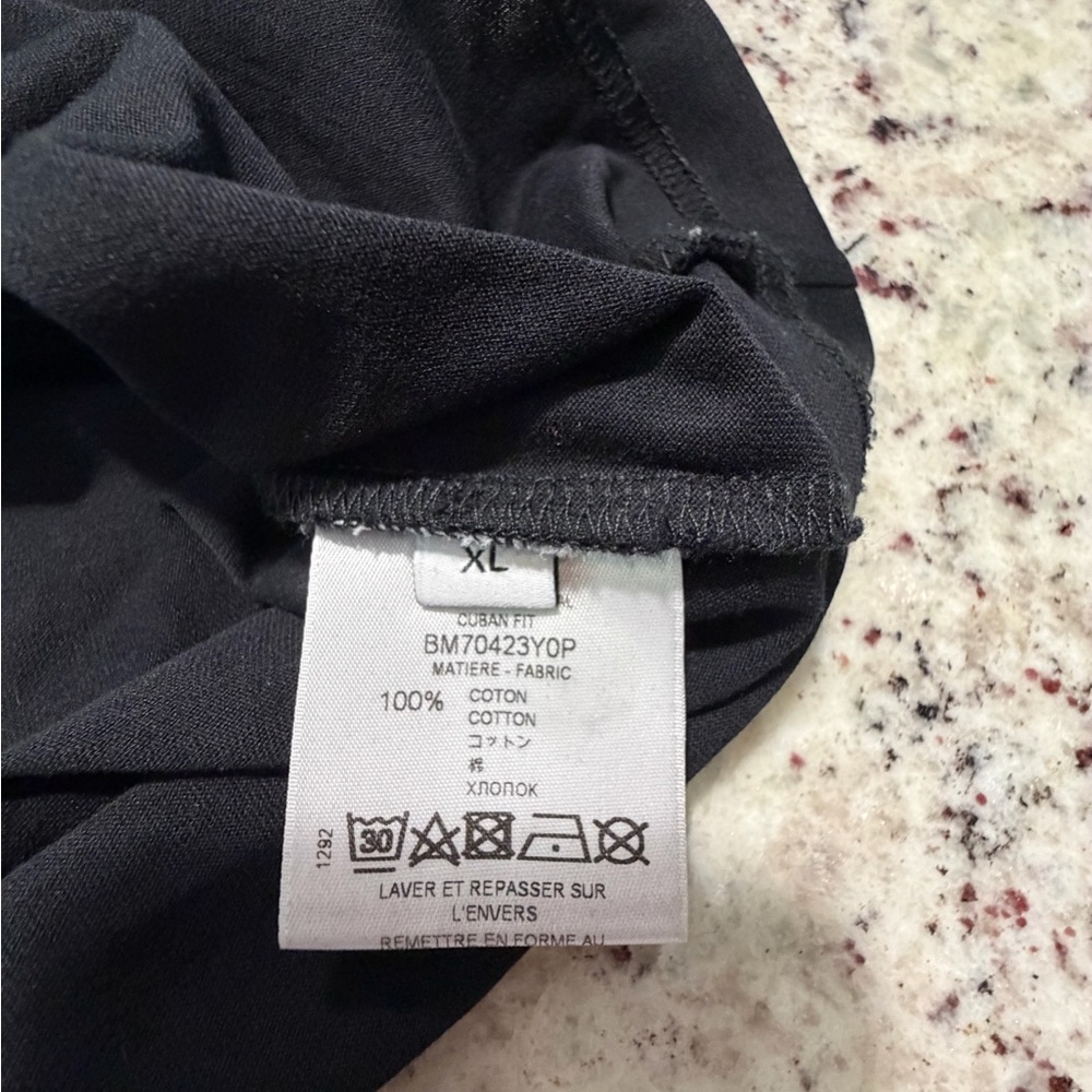 Givenchy t shirt - Picture 3 of 3